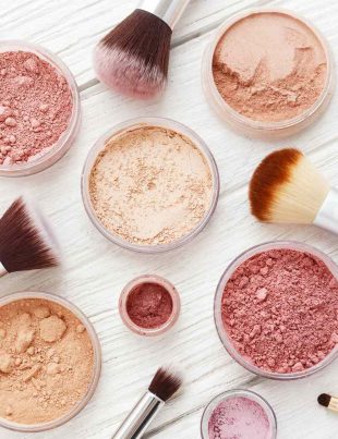 The Influence of Social Media on Kids Makeup Trends